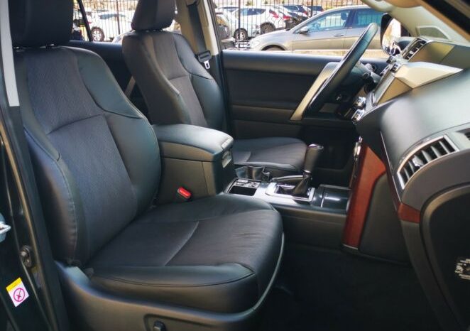 Toyota Land Cruiser 2,8D – 4D TEC – ED lleno