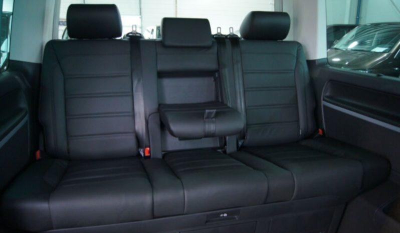 VOLKSWAGEN MULTIVAN HIGHLINE 2.5L TDI lleno