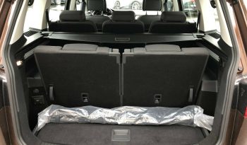 Volkswagen Touran 2.0l TDI 150cv Highline 7/2016 lleno