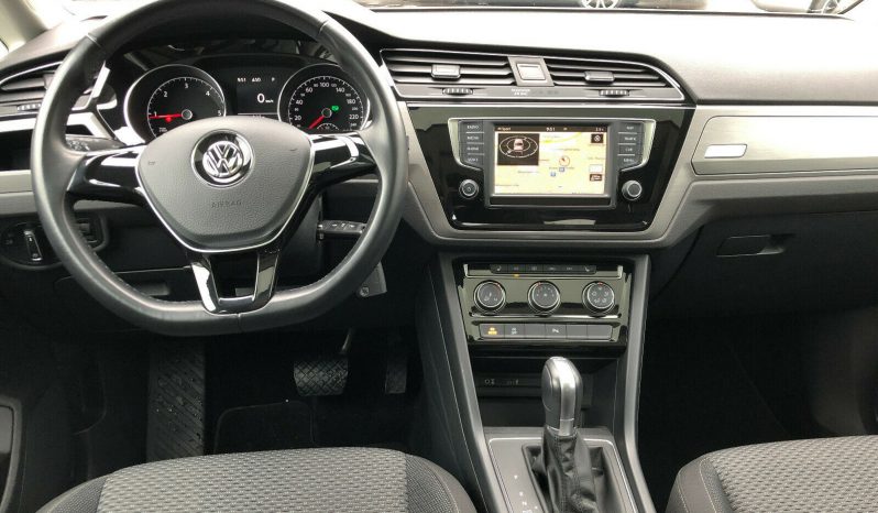 Volkswagen Touran 2.0l TDI 150cv Highline 7/2016 lleno